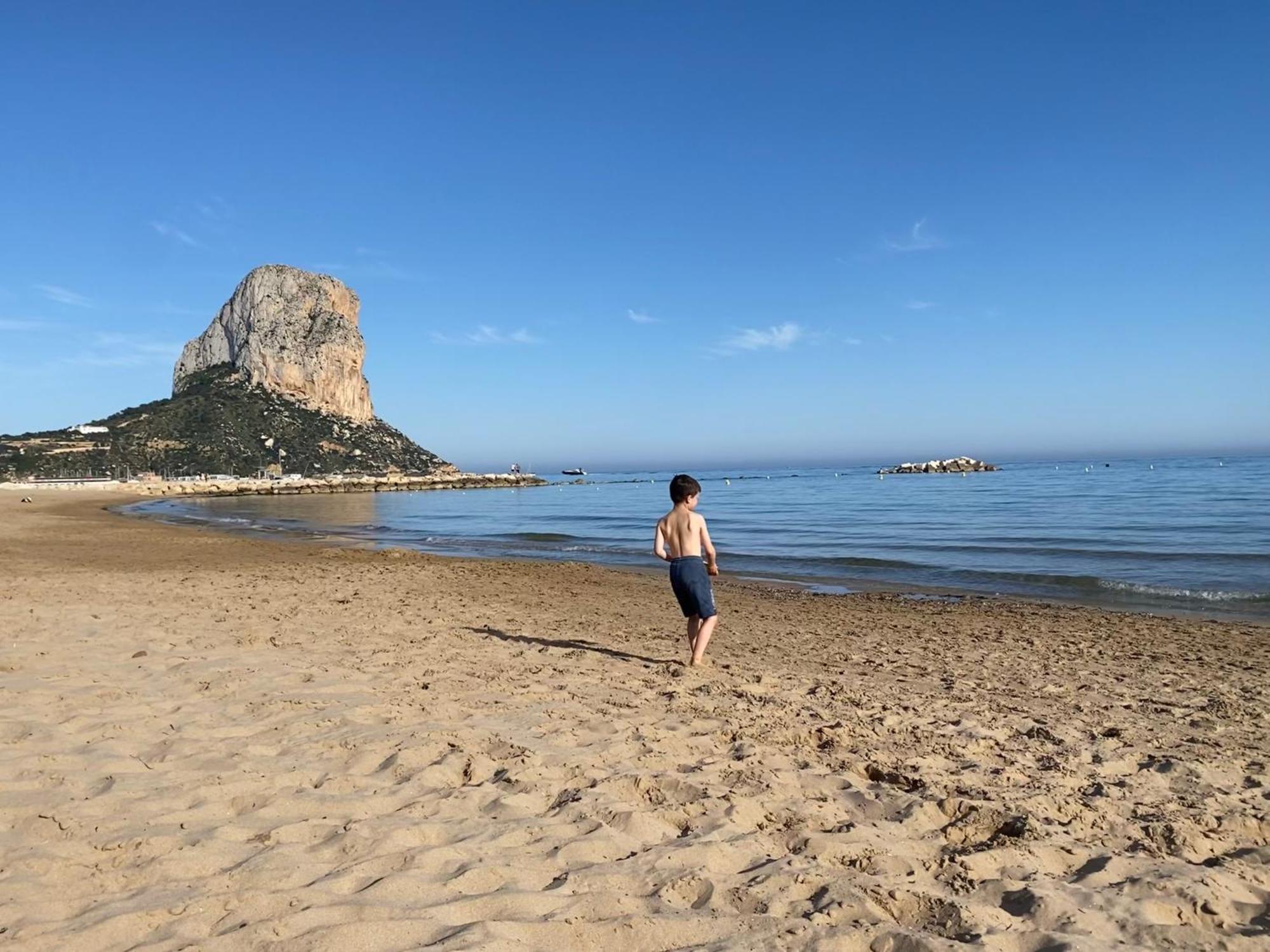 Apto One More Day In Ambar Calpe Luaran gambar